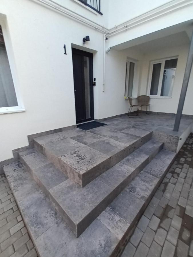 Old Town Studio Apartments Baia Mare Buitenkant foto