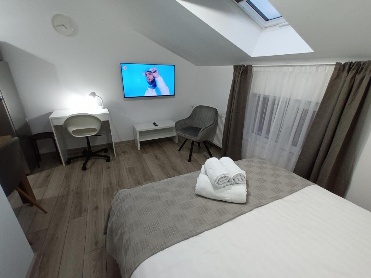 Old Town Studio Apartments Baia Mare Buitenkant foto