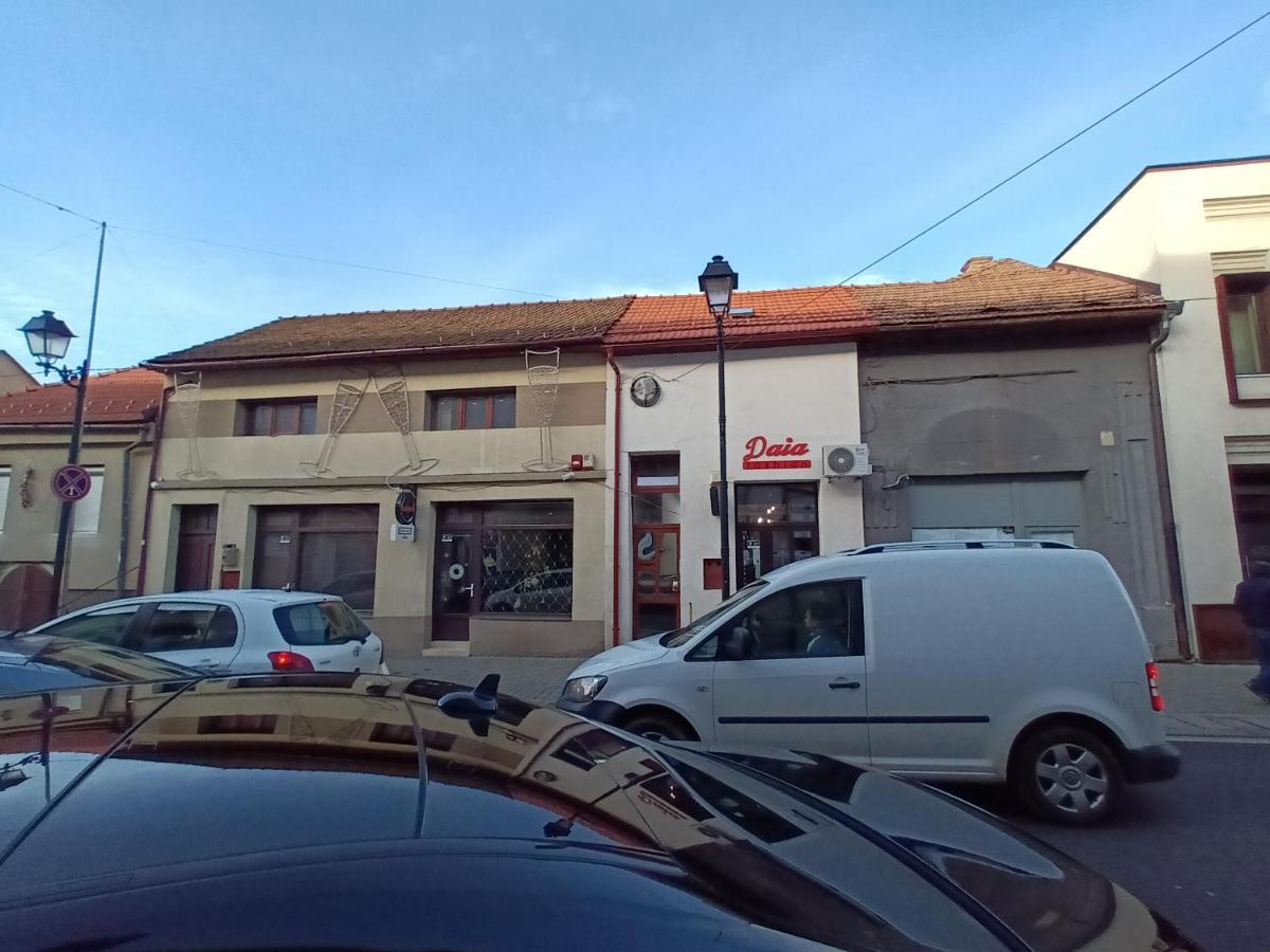 Old Town Studio Apartments Baia Mare Buitenkant foto